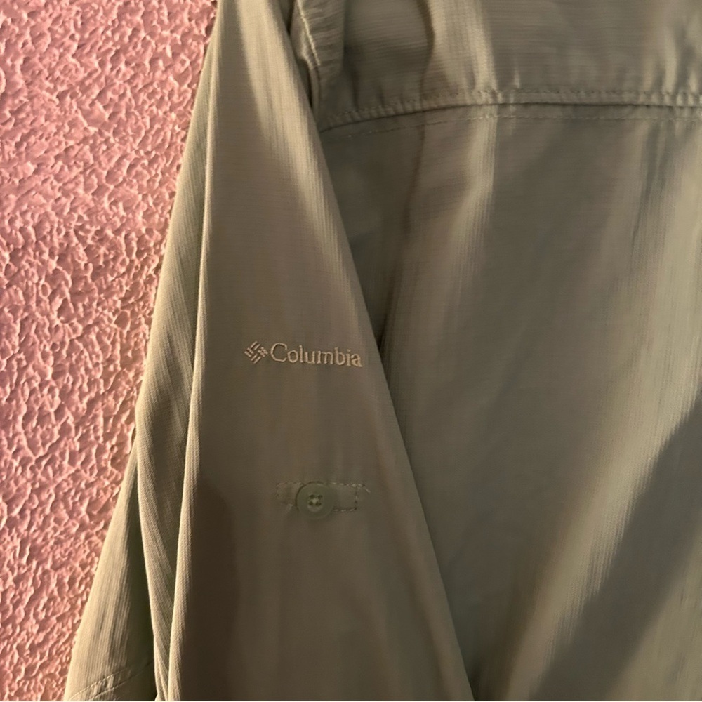 Columbia Women's Olive Green Omni Shade Protection Long Sleeve Size Xl - Picture 9 of 10